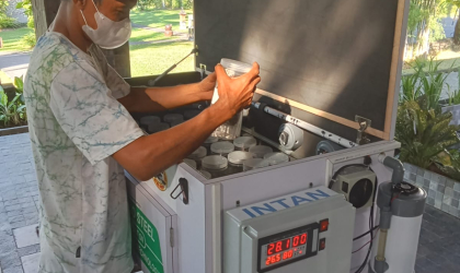 Menemukan Penyu Bertelur di Pantai Pulau Santen