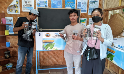 Menemukan Penyu Bertelur di Pantai Sobo