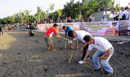 Pembersihan Pantai Boom 4