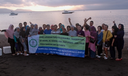 Pelepasliaran Tukik Bersama Dokter Spesialis Jiwa Indonesia Cabang Bandung