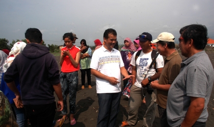 Penyu Bertelur di Pantai Boom 3