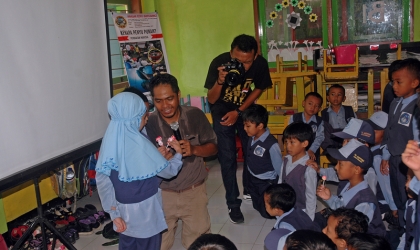 Sosialisasi Kepada Anak Anak PAUD-TK Aisyiyah I