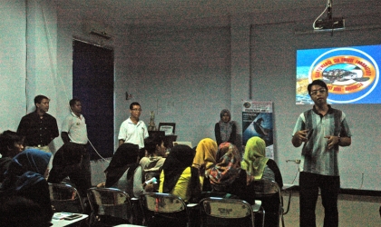 Sosialisasi kepada mahasiswa Unair Banyuwangi 