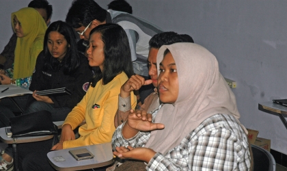 Sosialisasi kepada mahasiswa Unair Banyuwangi 