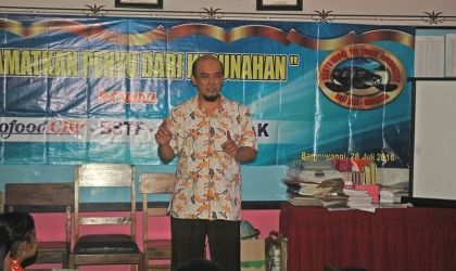 Sosialisasi kepada Siswa SD Klatak