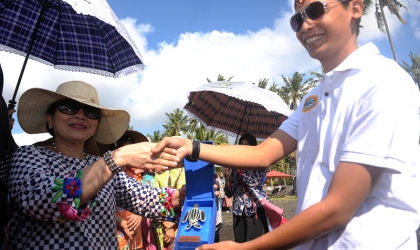 Pelepasliaran Tukik Bersama Ibu Wakapolri