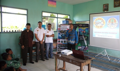 Sosialisasi Kepada Siswa Siswi MI Nurul Islam Banyuwangi