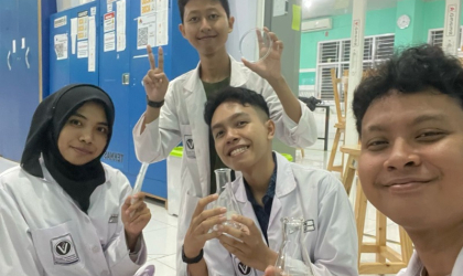 FIKKIA UNAIR Banyuwangi Teliti Cloacal Mucus Penyu Bersama BSTF