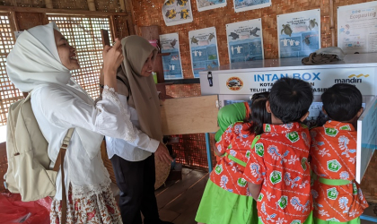 Pelepasliaran Tukik Bersama Siswa Siswi TK Cerdas 