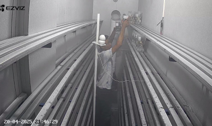 Menemukan Penyu Bertelur di Pantai Pulau Santen